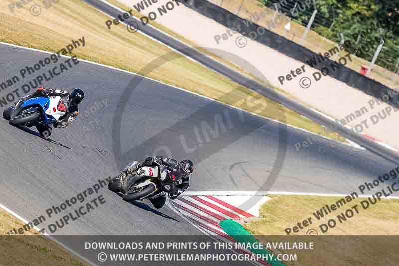 donington no limits trackday;donington park photographs;donington trackday photographs;no limits trackdays;peter wileman photography;trackday digital images;trackday photos